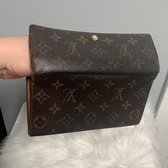 ❌SOLD❌ 2002 authentic Louis Vuitton Sarah wallet - Picture 17 of 17